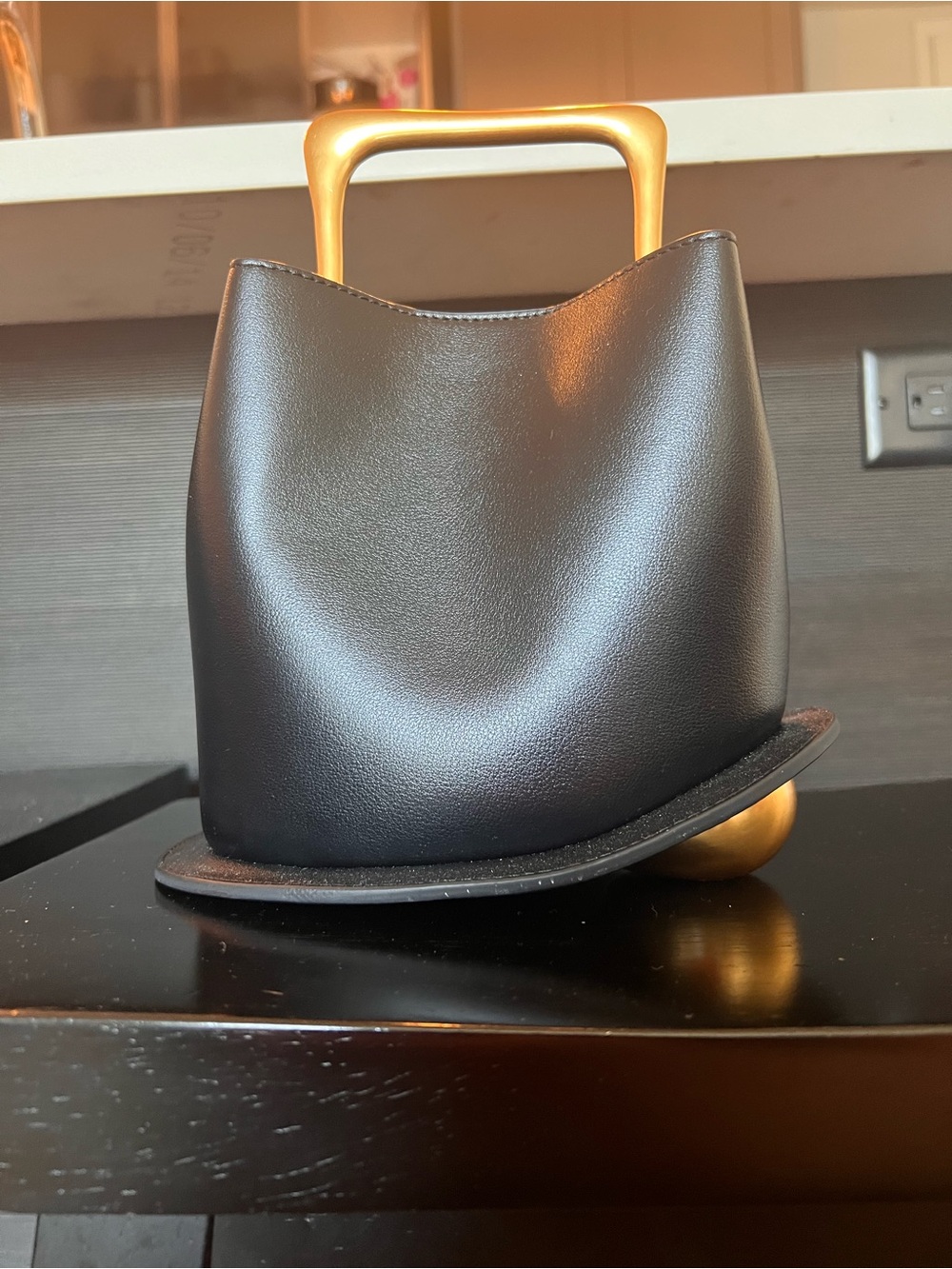 Vienna Handbag from Verano Hill